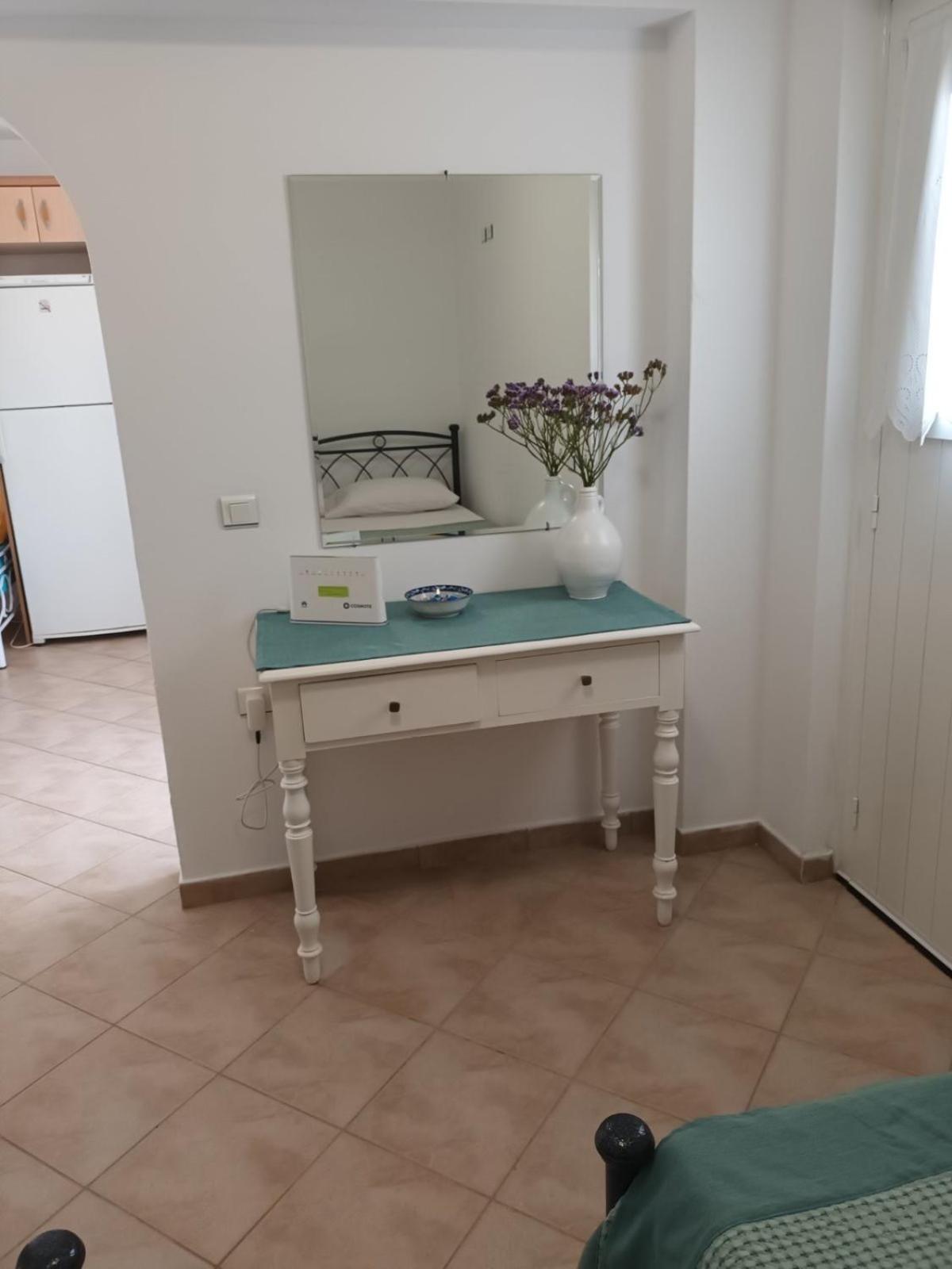 Anatoli Apartment Đảo Đảo Kimolos Ngoại thất bức ảnh